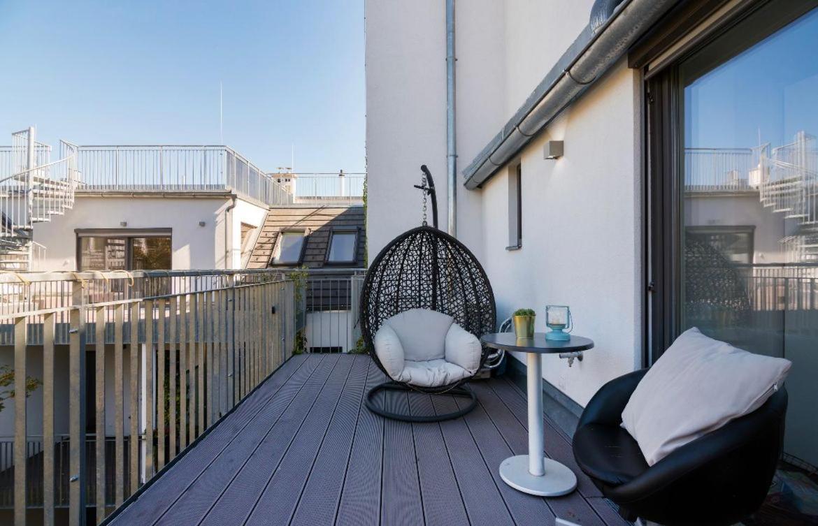 Stylish Rooms, Sunny Terrace In Vienna City Center Exterior photo