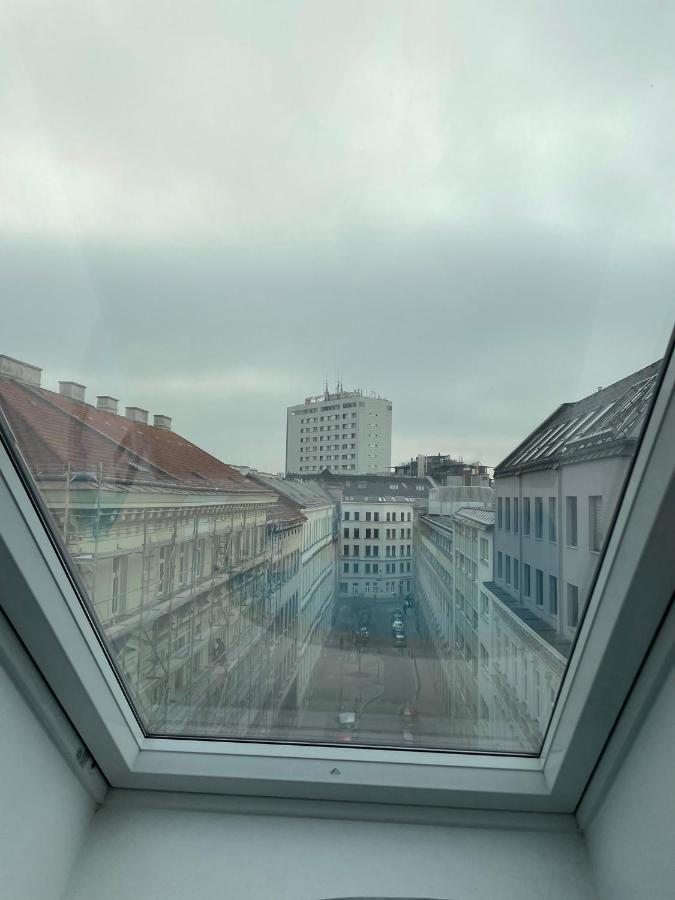 Stylish Rooms, Sunny Terrace In Vienna City Center Exterior photo
